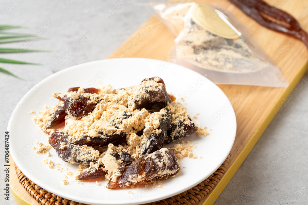 Iced Americano, cafe latte, latte, lemonade, long shake, grapefruit ade, ade, mugwort shake, Grapefruit Ade