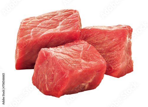 cubos de carne bovina cru isolado em fundo transparente - pedaços de filé mignon 