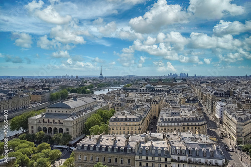 Paris, aerial view of the Eiffel Tower © Wirestock