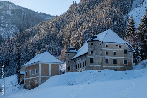 Schloss Greifenberg im Winter . Greifenberg castle . Radmer . Steiermark . Österreich