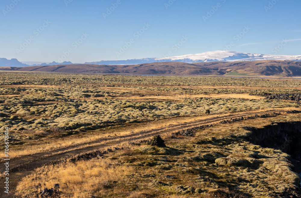 Fototapeta premium Autumn nature and glacier in Katla Geopark, Iceland