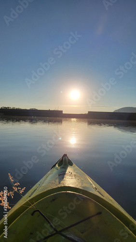Fototapeta Naklejka Na Ścianę i Meble -  
canoe with sun view