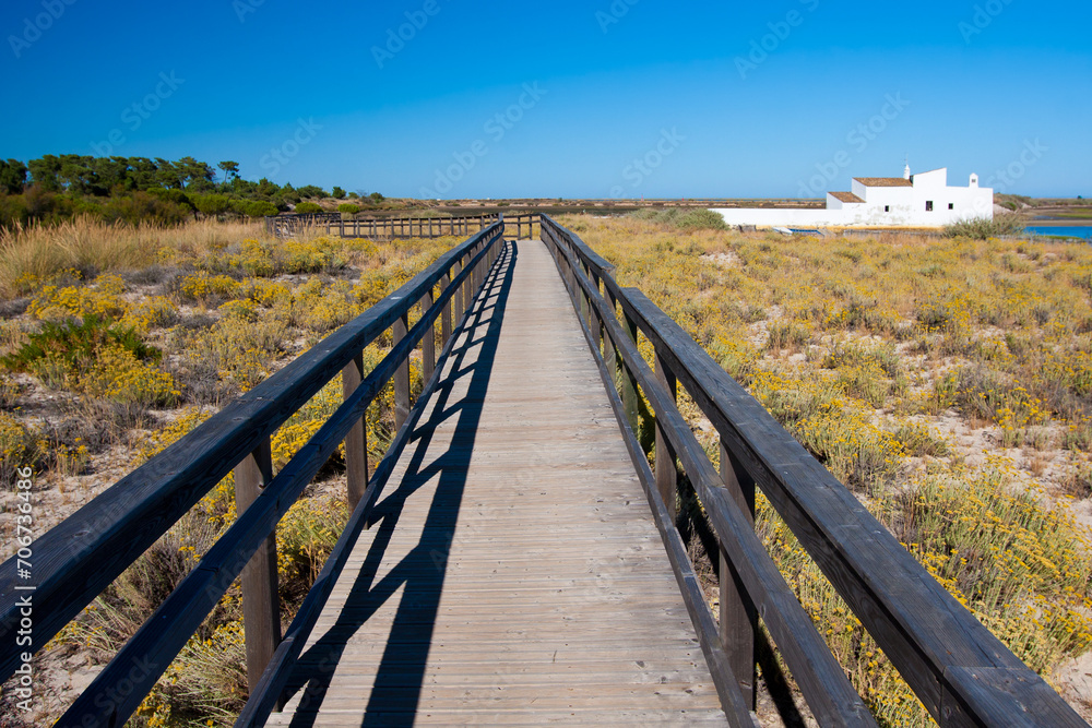 Obraz premium View to Ria Formosa Natural Park, Algarve, Portugal