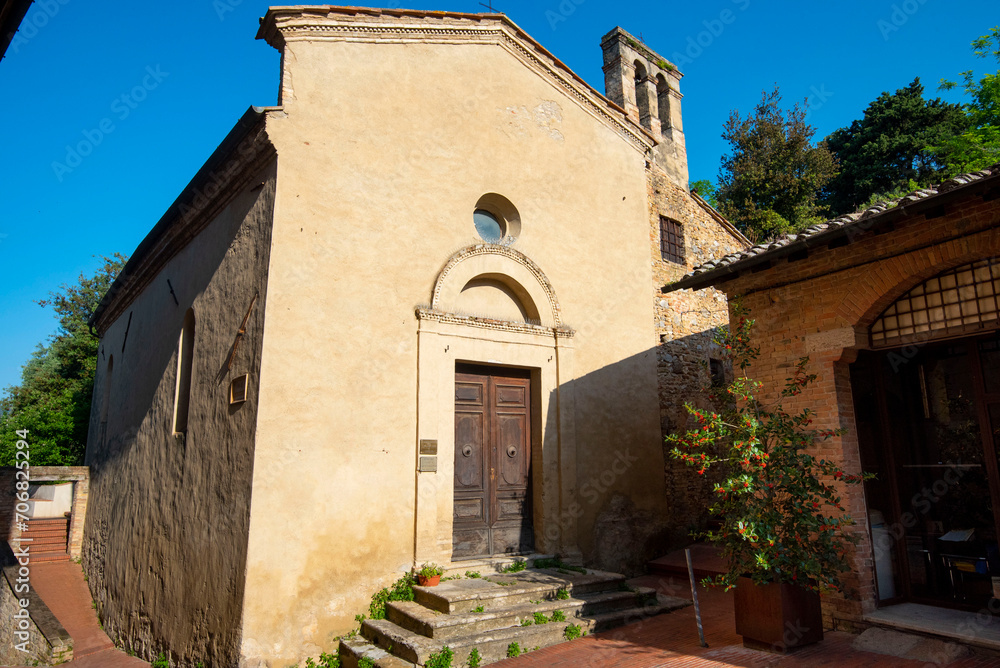 Fototapeta premium Quercecchio Church - San Gimignano - Italy