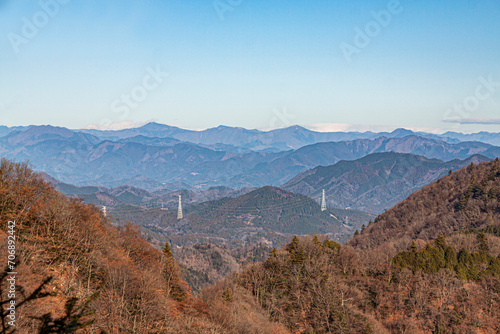 東丹沢から望む丹沢三峰方面