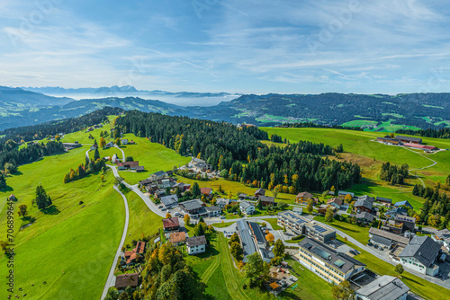 Blick über Sulzberg in Vorarlberg nach Westen zum Pfänder und zum Säntis photo