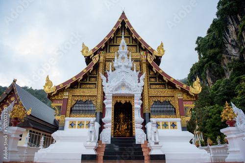 Beautiful temples in Thailand in the rainy season © Supat