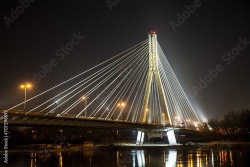 Warszawa Most Świętokrzyski w nocy