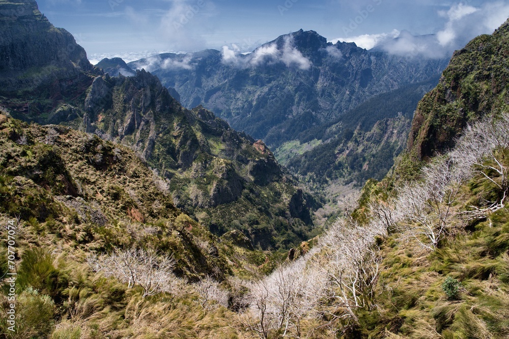 Pico do Arieiro – Pico Ruivo trek in Madeira, Portugal. PR1 hike. Vereda do Pico Ruivo. View of the valley.	