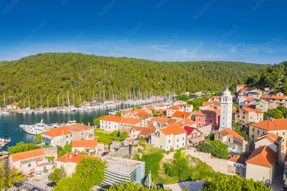 Φωτογραφία Aerial view of town of Skradin in Dalmatia, Croatia