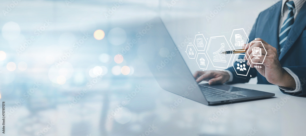 Φωτογραφία Concepts of financial and accounting management, use of technology in the organization to ensure the accuracy of financial and accounting data, budget management planning for business operations