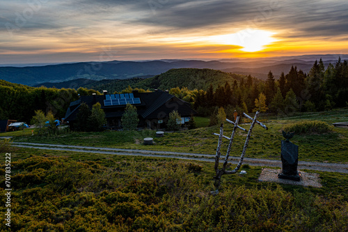 Hala Łabowska, Małopolska, Beskid Sądecki, wschód słońca