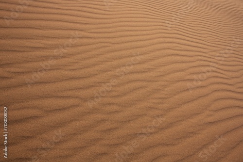  Lines and lines on the desert sand