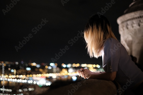 Budapest, Fisherman's Bastion, Hungarian Parliament Building, night view, wallpaper, computer wallpaper, pretty, scenery, Europe scenery, peace, girl, emotion, travel, tour, boat, relax