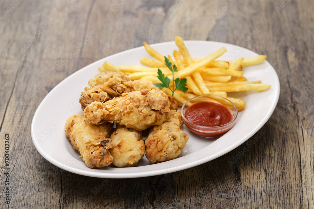 Gluten-free and crispy homemade fried chicken made with rice flour Gluten-free and crispy homemade fried chicken made with rice flour
