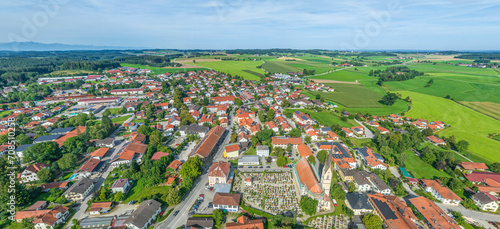 Obing im oberbayerischen Chiemgau im Luftbild