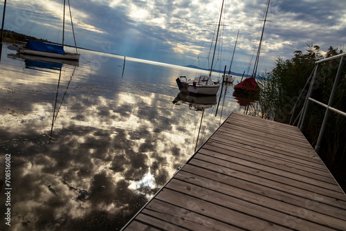 Bilde på lerret yachts on evening lake Balaton