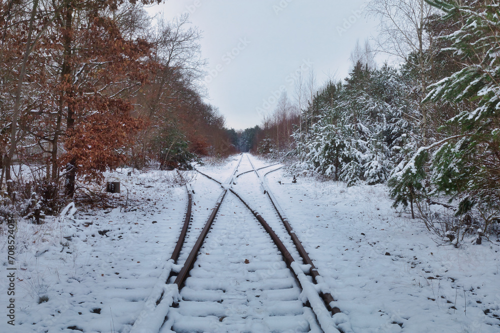 Snow On Rails Schienen - Rails - Snow - Winter - Rail Track - Cold - Background ...