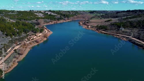 Embalse de Encinas de Esgueva (Valladolid) photo