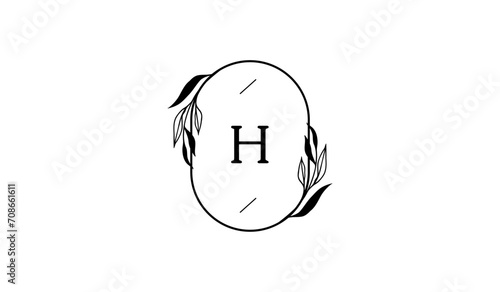 Luxury Alphabetical Retro Logo