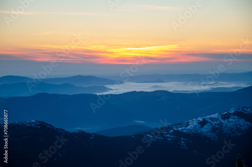 sunrise over the mountains © Ihor Zarutskyi