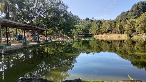 park with beautiful lake