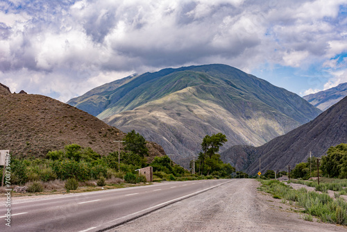 Paisajes del Norte Argentino, Montañas, Artesanías, Caminos de Montaña, Imágenes  photo