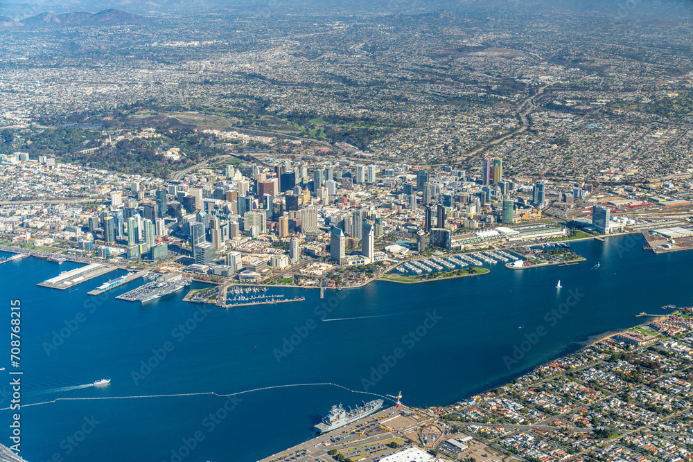 Naklejka premium San Diego Skyline: Aerial Majesty of Urban Waterfront and Architectural Splendor, January 2024