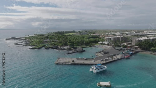 Wallpaper Mural flying towards Kailua Pier in Kona Hawaii Torontodigital.ca