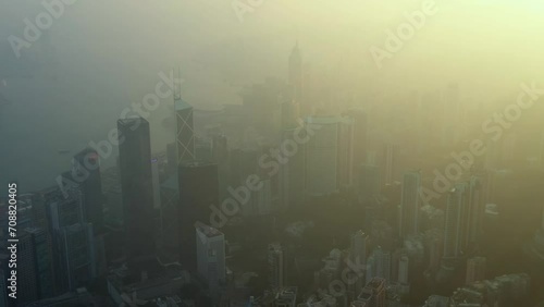 ヴィクトリアピークからの香港の全景空撮