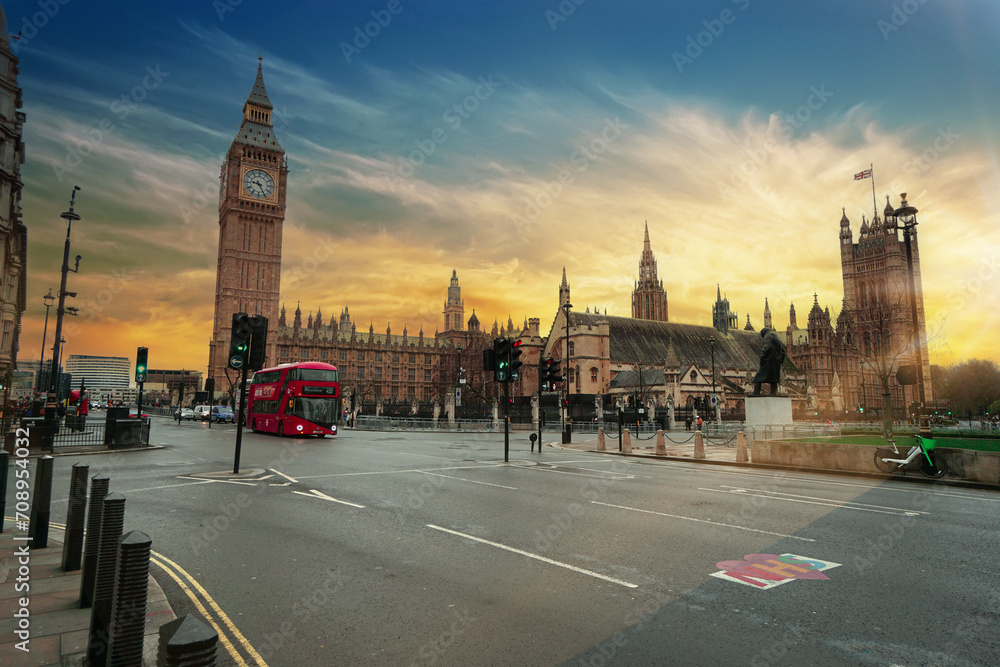 Obraz na płótnie Big Ben, the Houses of Parliament and Westminster bridge in London, United Kingdom.	 w salonie