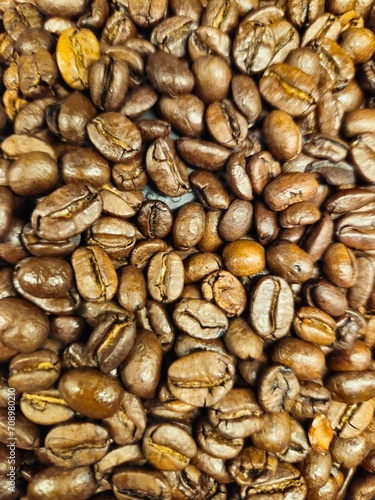 coffee beans background © Marcin