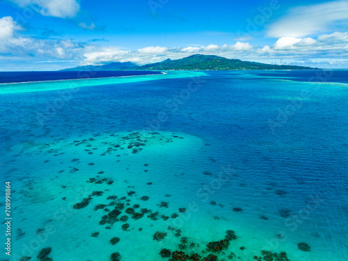 Fototapeta Naklejka Na Ścianę i Meble -  Taha'a paradise by drone, French Polynesia