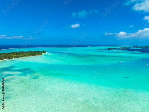 Fototapeta Naklejka Na Ścianę i Meble -  Bora Bora paradise by drone, French Polynesia