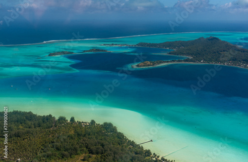 Fototapeta Naklejka Na Ścianę i Meble -  Bora Bora aerial view, French Polyneisa