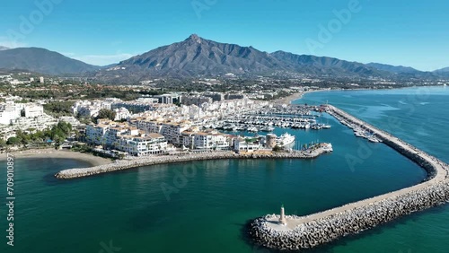 vista de puerto Banús en un bonito día azul de costa de Marbella, Andalucía photo