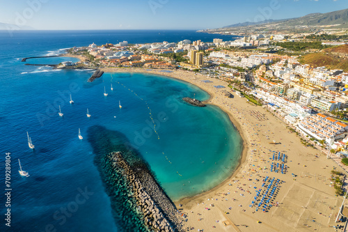 Fuente Playa de Las Vistas beach in Los Cristianos town in Tenerife © Mazur Travel
