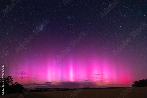 Fotografie Rare low latitude Aurora Australis in Western Australia