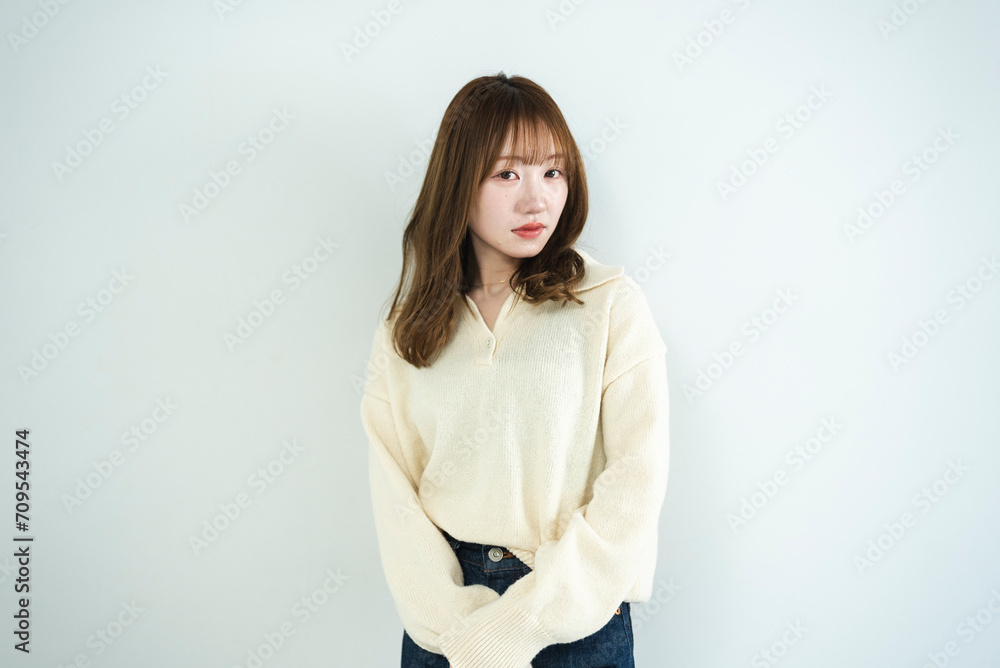 爽やかな若い女性 爽やかな若い女性