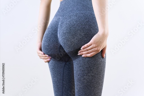 Cuadro en lienzo お尻のたるみに悩む女性