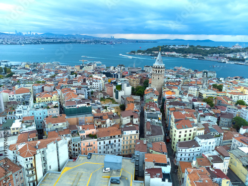 Fototapeta Naklejka Na Ścianę i Meble -  Drone view of the Galata Tower, historical center of Istanbul, Bosphorus and Golden Horn. Urban landscapes of Istanbul, Turkey.
