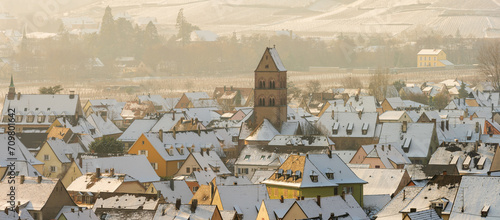 L'église romane de Sigolsheim sous la neige, Kaysersberg vignoble, CeA, Alsace, France, Europe photo