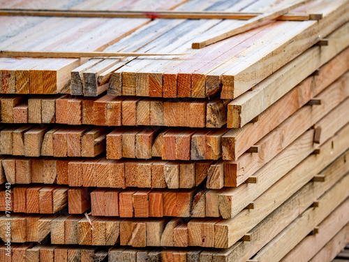  Holz Baumaterial