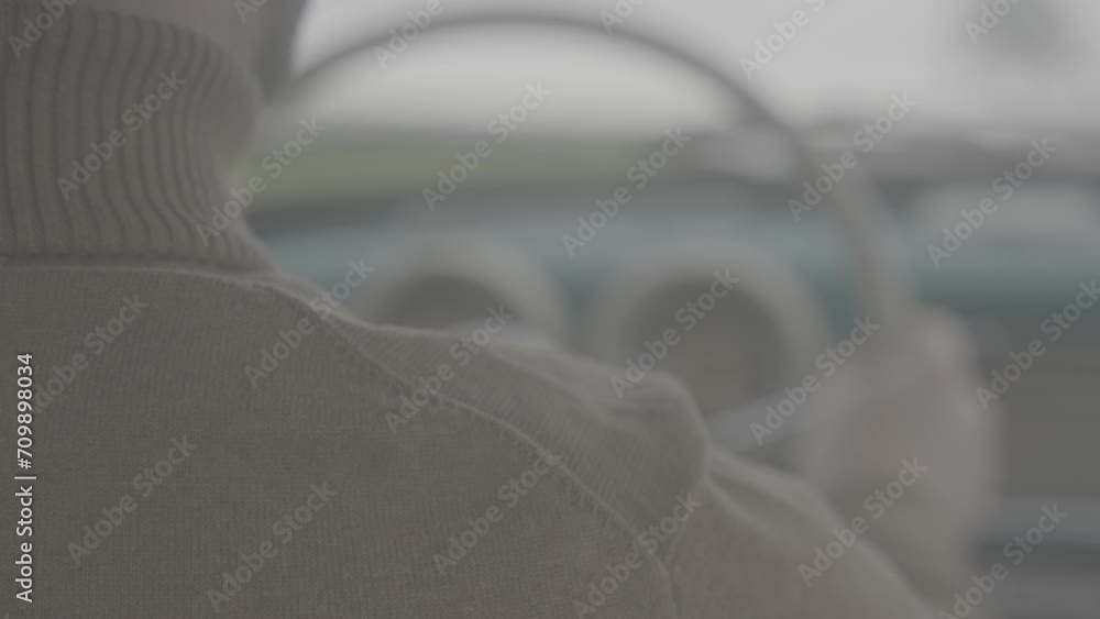 Fahrt mit einem alten deutschen Auto Fahrt mit einem alten deutschen Auto