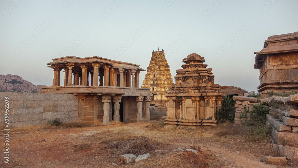 Hemakuta Hill Temple Complex, Hampi. India