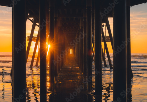 Obraz na płótnie View Under Ocean Pier Sunset w salonie