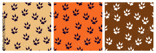 Seamless pattern with fox footprints. Fox tracks repeat Design for wallpaper, fabric, baby clothes, blankets, backgrounds. Cute and beautiful animal paw prints. Colored flat vector illustration