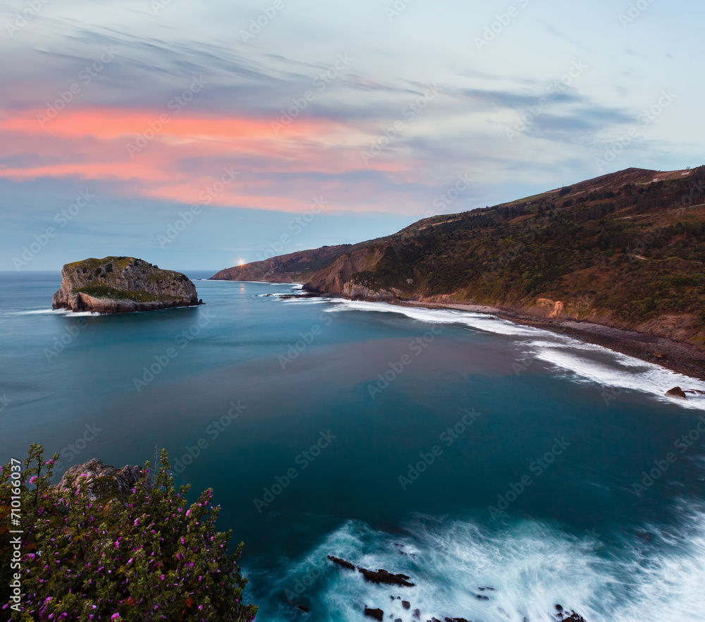 Fototapeta premium Biscay bay coast landscape, Spain.