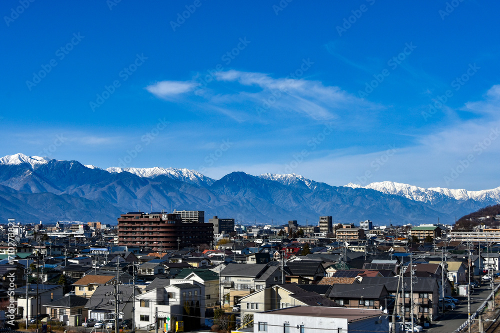 信州冬の風景　高台から眺める松本市の風景