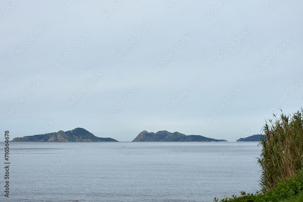 Las islas Cies en Vigo vistas desde la Playa del Portiño